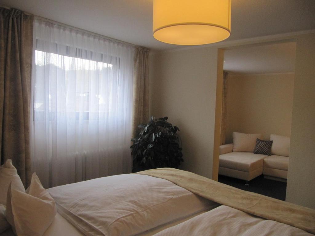 Hotel Gasthaus Assenmacher Altenahr Zimmer foto